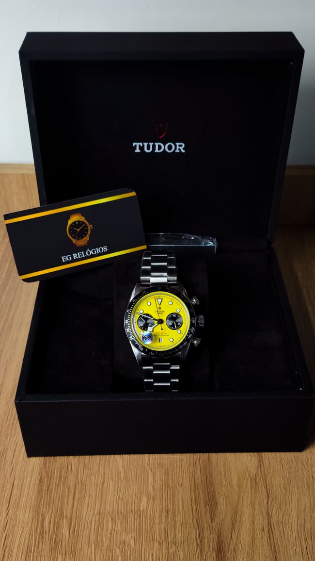 Tudor Yellow Executivo