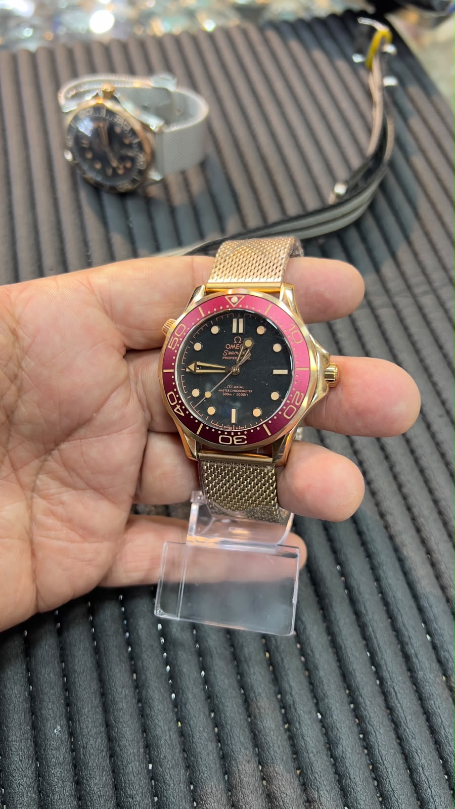 Omega 007 Bronze Gold