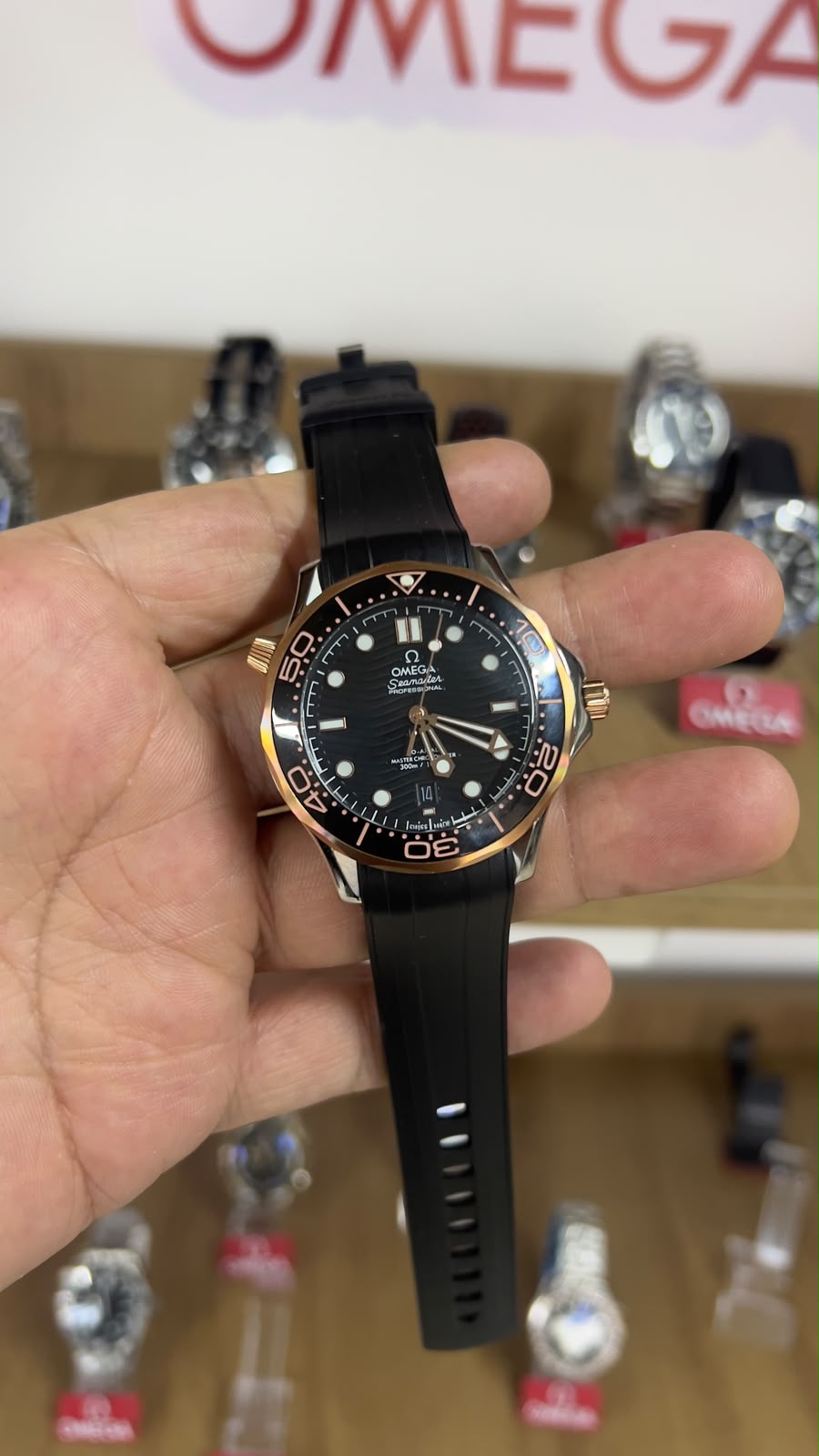 Omega Seamaster Diver Black/Rosê